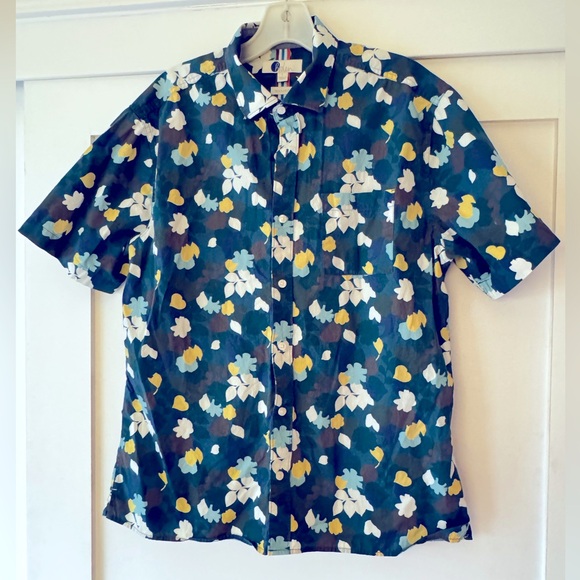 Boden Other - Men's Boden  Regular Fit button-down shirt Size L